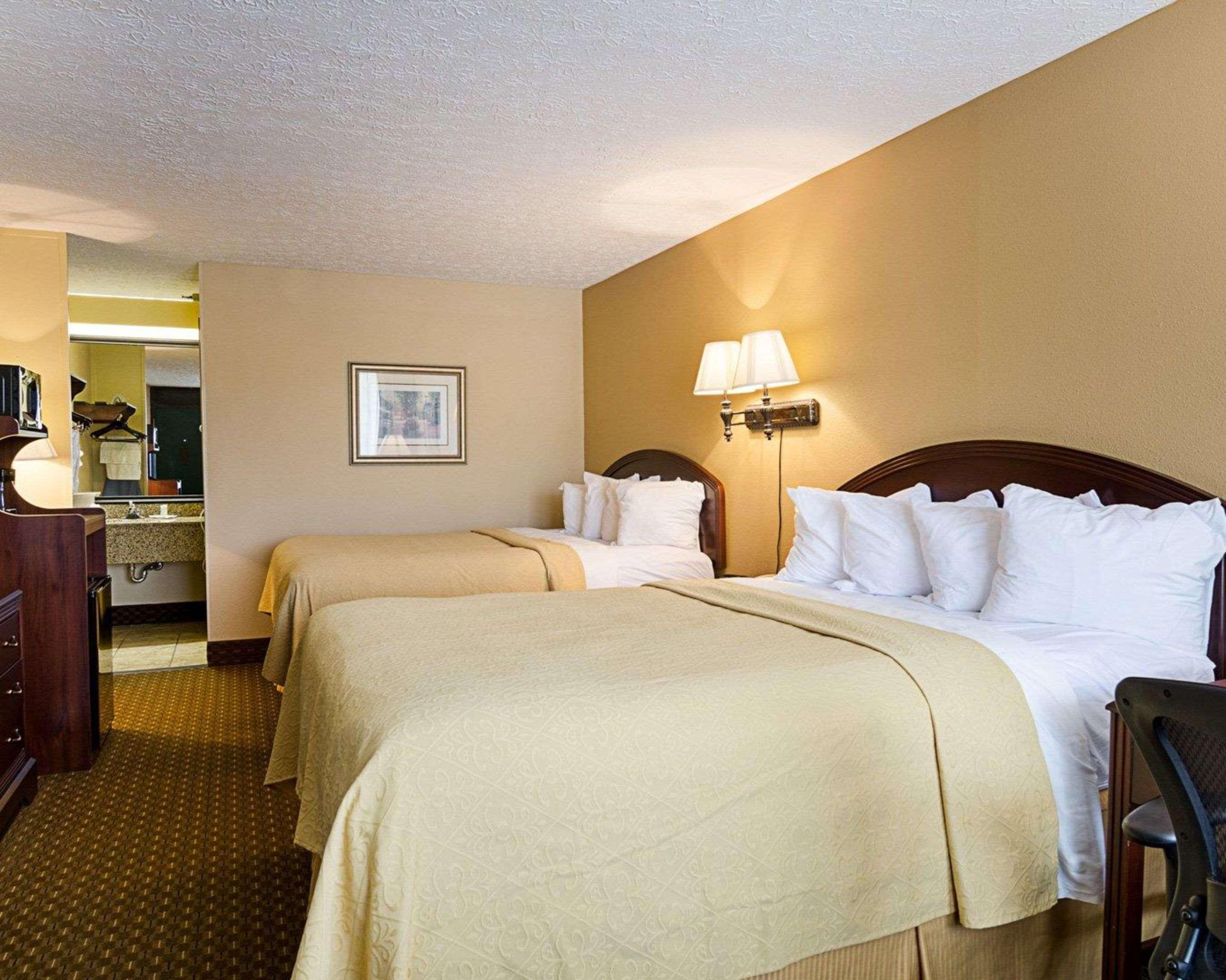 Quality Inn Lewisburg Exterior photo