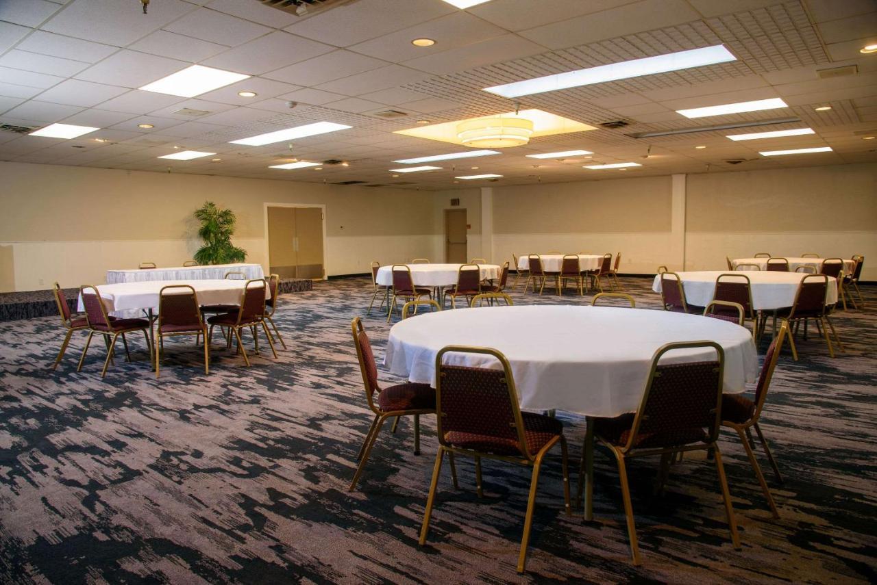 Quality Inn Lewisburg Exterior photo