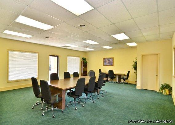 Quality Inn Lewisburg Business photo
