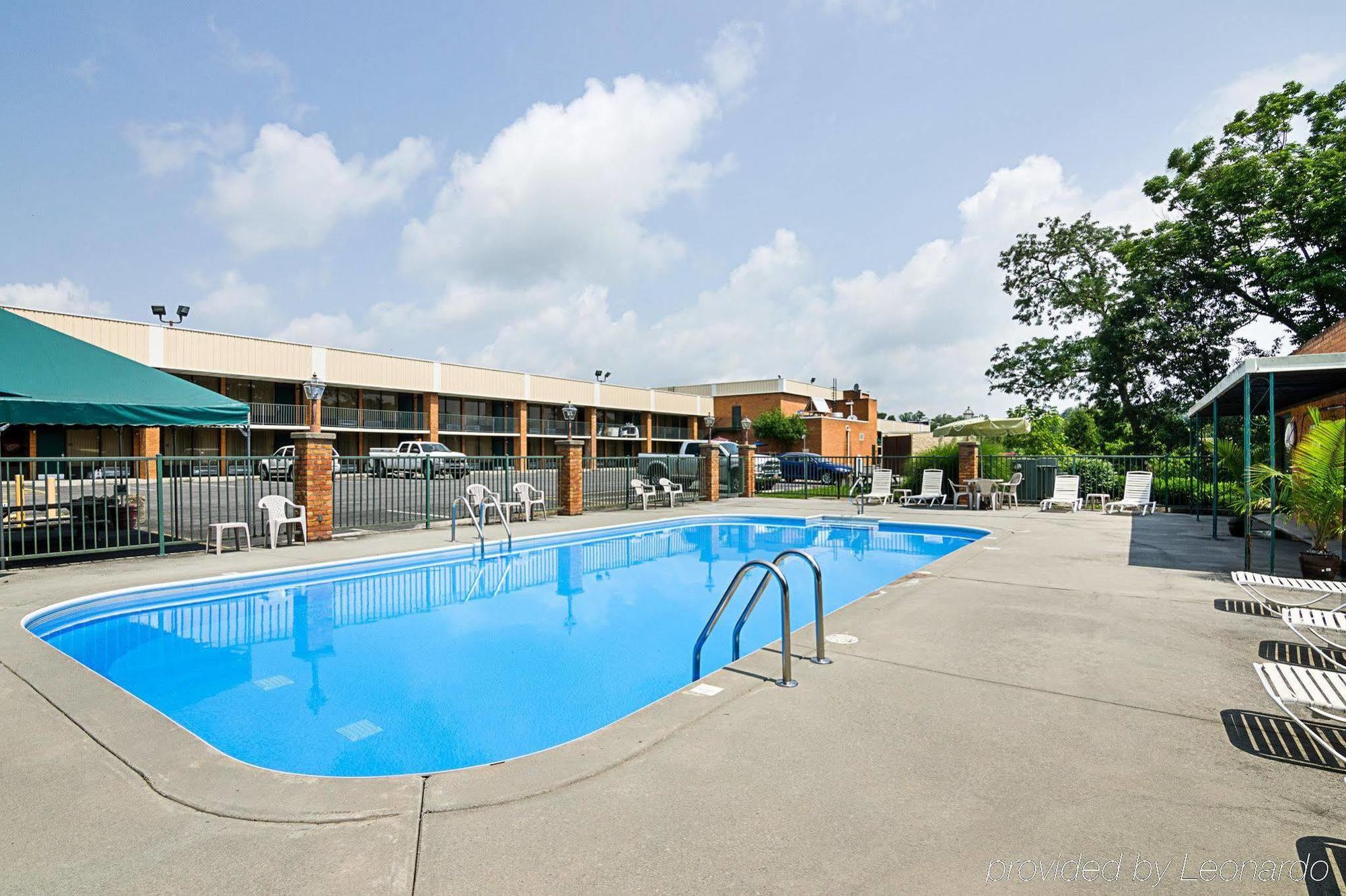 Quality Inn Lewisburg Exterior photo