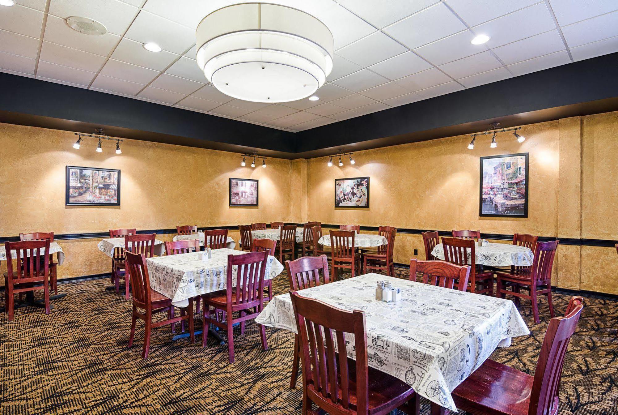 Quality Inn Lewisburg Exterior photo