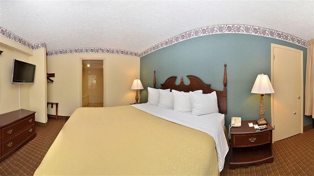 Quality Inn Lewisburg Exterior photo